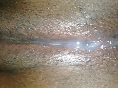 La pequeña milf asiá ...